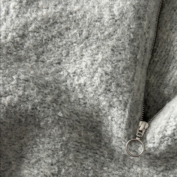Wilfred Heather Gray Cropped Zip-Turtleneck Sweater - Picture 5 of 6